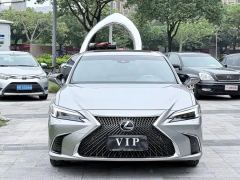 Lexus ES 200 Premium Edition - ფოტო 2