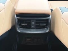 Lexus ES 200 Premium Edition - ფოტო 8