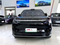 AITO M8 EREV Edition 201km AWDMax 6(192) - ფოტო 2