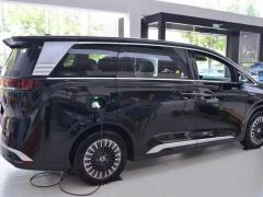 Denza D9 DM-i 1.5T 200km Exclusive Frontrunner 7-seater - ფოტო 17