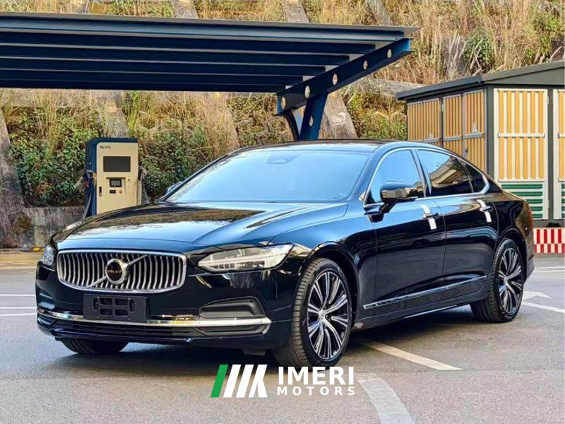 Volvo S90 B5 Smart Luxury Edition