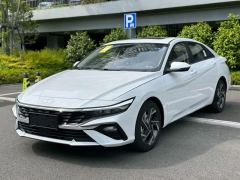 Hyundai Elantra 1.5L CVT Flagship Edition - фото 1