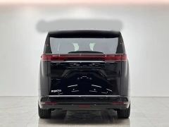 Denza D9 DM-i 1.5T 200km Exclusive Frontrunner 7-seater - ფოტო 18
