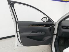 Wuling Starlight PHEV 1.5L 150km Version - ფოტო 12