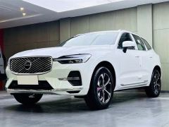 Volvo XC60 B5 AWD Smart Luxury Edition - ფოტო 1