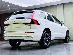 Volvo XC60 B5 AWD Smart Luxury Edition - ფოტო 14