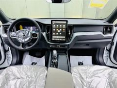 Volvo XC60 B5 AWD Smart Luxury Edition - ფოტო 6