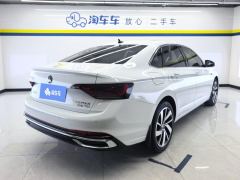 Volkswagen Jetta 300TSI Edition - ფოტო 2