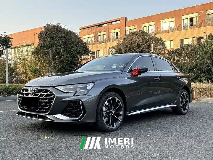Audi A3 A3L Limousine 35 TFSI Version - автомобиль из Китая