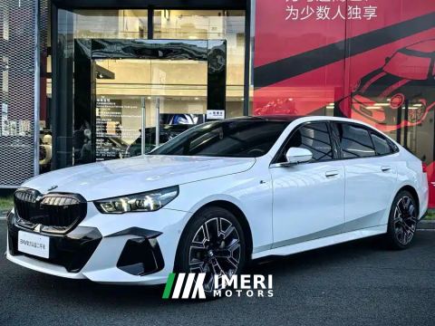 2024 BMW 5 Series 530Li Luxury M Sport Package - ავტომობილი ჩინეთიდან