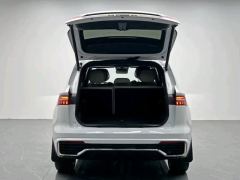 Geely Xingyue L Dongfang Yao 2.0T Automatic two-wheel drive Star Edition - ფოტო 15