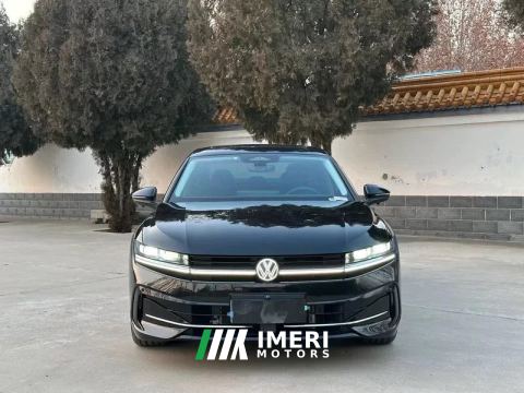 2026 Volkswagen Magotan 380TSI Premium DAMMAI bag