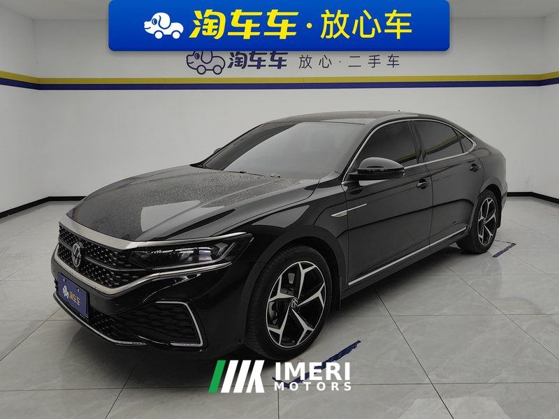 Volkswagen Passat Distinguished Edition 380TSI Starry Sky Dragon Edition