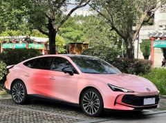 MG7 2.0T Automatic Trophy Apex Edition - фото 2