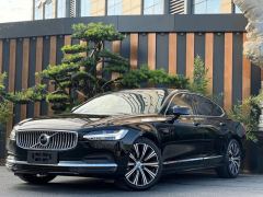 Volvo S90 B5 Intelligent Elegance Luxury Edition - фото 1