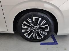 Wuling Starlight Xingguang 730 New Energy PHEV version 1.5L 125km Luxury Edition - ფოტო 6