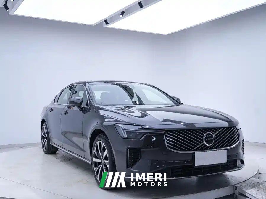 Volvo S90 B5 Intelligent Remote Luxury Edition