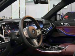 BMW X5 xDrive30Li Deluxe VersionM - ფოტო 11