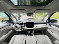 Volvo EM90 738km Ultra - photo 7