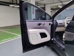 Li Auto i8 Standard Edition - фото 12