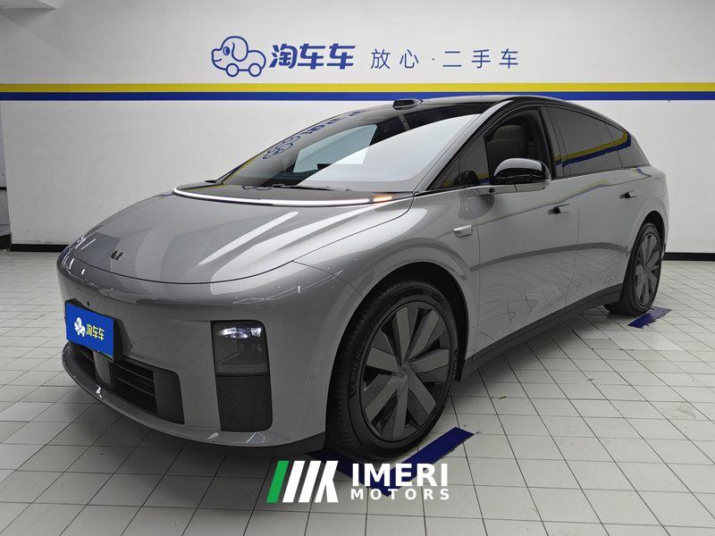 Li Auto i6 AWD Edition - ავტომობილი ჩინეთიდან