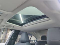 Toyota Corolla Dual-Engine 1.8L E-CVT Elite Edition - ფოტო 15