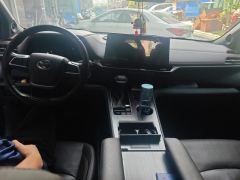 Toyota Sienna Dual-Engine 2.5L Platinum Edition - ფოტო 16