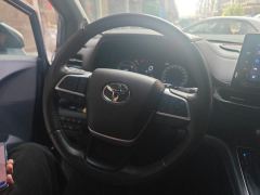 Toyota Sienna Dual-Engine 2.5L Platinum Edition - ფოტო 18