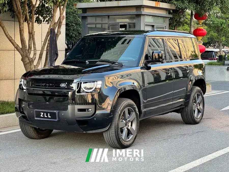 Land Rover Defender 110 3.0T P400 X-Dynamic SE - car from China
