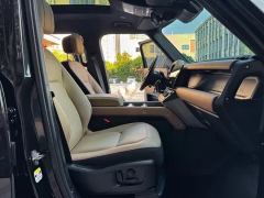 Land Rover Defender 110 3.0T P400 X-Dynamic SE - photo 8
