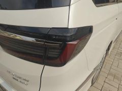 Honda Elysion PHEV 2.0L Luxury Edition - ფოტო 5