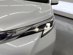 Toyota Sienna Dual-Engine 2.5L Comfort Edition - photo 4