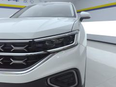 Volkswagen Tharu Tayron 300TSI Two-wheel drive luxury Plus advanced version - фото 4