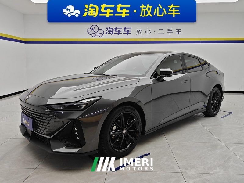 Changan UNI-V 1.5T Premium Version - автомобиль из Китая