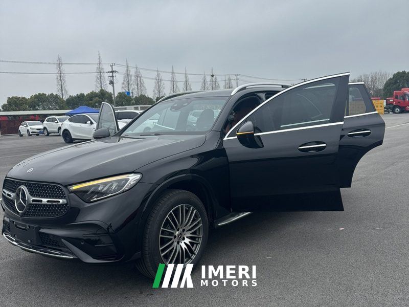 Mercedes-Benz GLC 260 L 4MATIC Classic Edition 5-seater