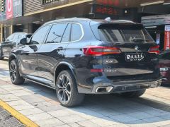 BMW X5 xDrive40Li Deluxe VersionM - ფოტო 5