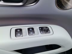Li Auto i8 Standard Edition - photo 13