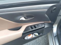 Lexus ES 260 Excellence Edition - фото 13