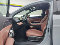 Geely Galaxy L6 EM-i 1.5L 140km Explorer Edition - ფოტო 14