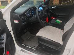 Ford Focus EcoBoost 180 ST-Line - photo 14