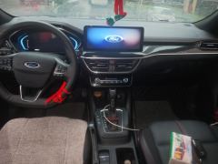 Ford Focus EcoBoost 180 ST-Line - photo 16