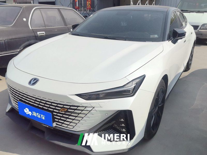 Changan UNI-V 1.5T Premium Version - ავტომობილი ჩინეთიდან