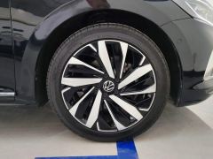 Volkswagen Passat 330TSI Luxury Edition - фото 6