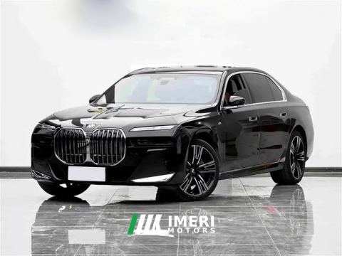 2022 BMW 7 Series 740Li Luxury M Sport Package - ავტომობილი ჩინეთიდან