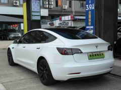 Tesla Model 3 Standard Range Edition - ფოტო 4