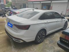 Volkswagen Jetta 280TSI Plus Edition - фото 2