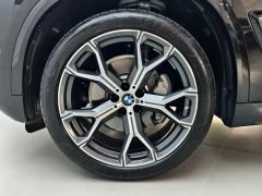 BMW X5 xDrive30Li Deluxe VersionM - ფოტო 17