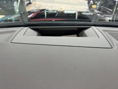 Volkswagen Touareg 3.0T Premium Obsidian Black Sports Suit - фото 11