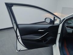 Toyota Corolla Dual-Engine 1.8L E-CVT Elite Edition - фото 12