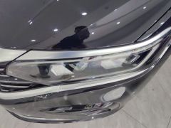 Volkswagen Passat Facelift 330TSI Luxury Edition - фото 4
